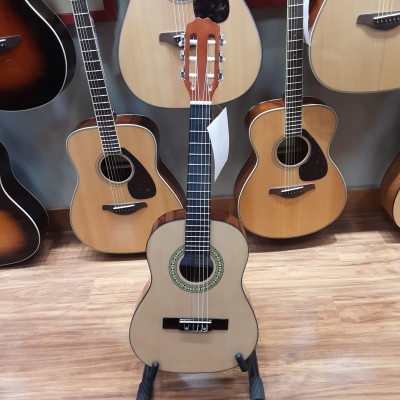 Classical Guitar - 1/2 Size - Left Handed - Natural